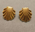 Load image into Gallery viewer, Luxurious Leaf Earrings