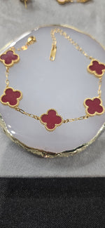 Load image into Gallery viewer, Maroon Clover Bracelet 18K Gold Plated
