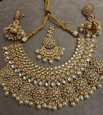 Load image into Gallery viewer, White Kundan Set